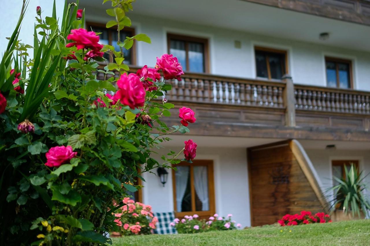 Gasthof Gaestehaus Hofer